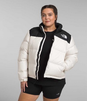 White The North Face Plus 1996 Retro Nuptse Women's Puffer Jacket | MALAYSIA BKTNFU